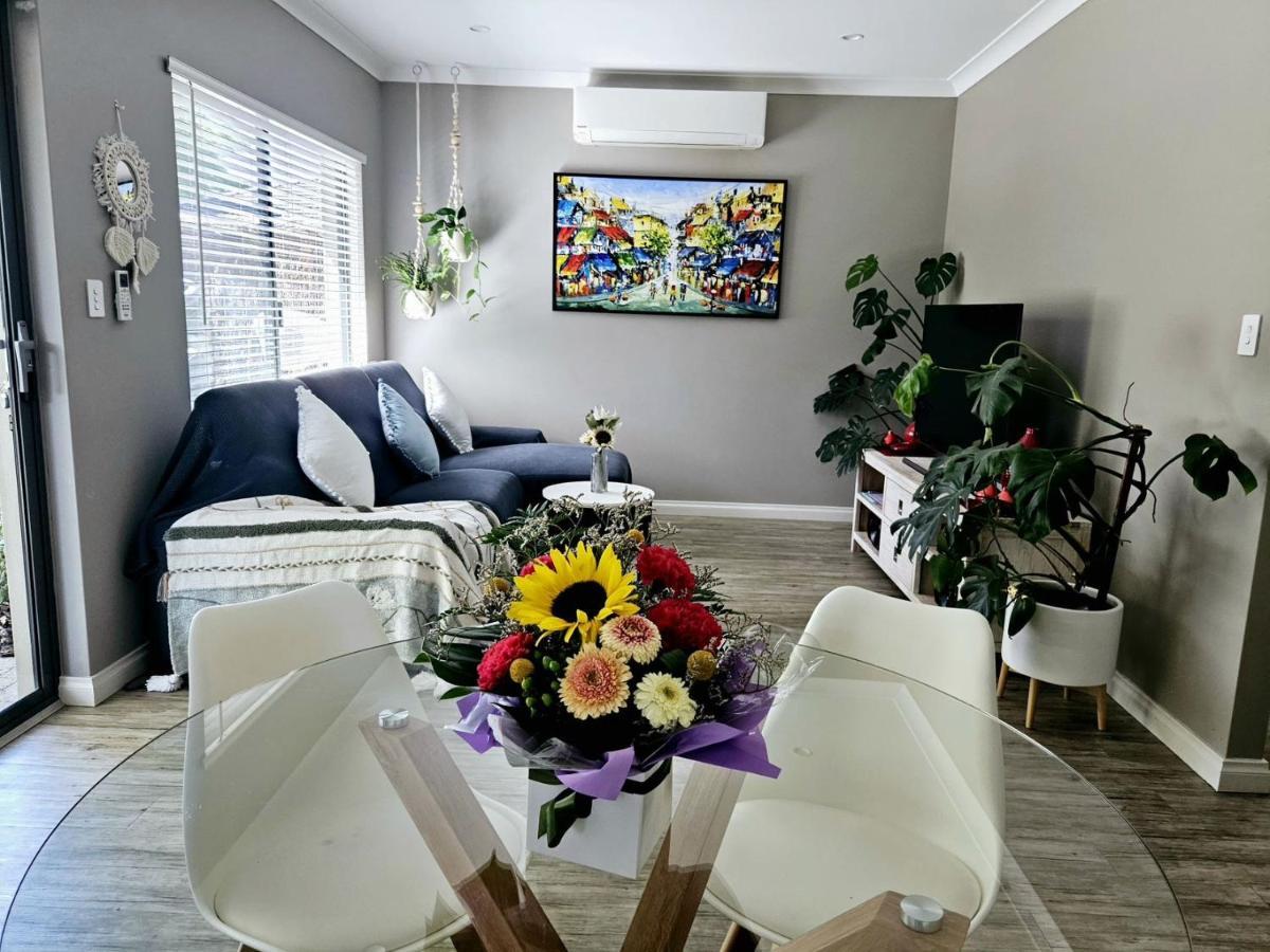 Tranquil Gumnut Cottage - Close To Airport เพิร์ท ภายนอก รูปภาพ