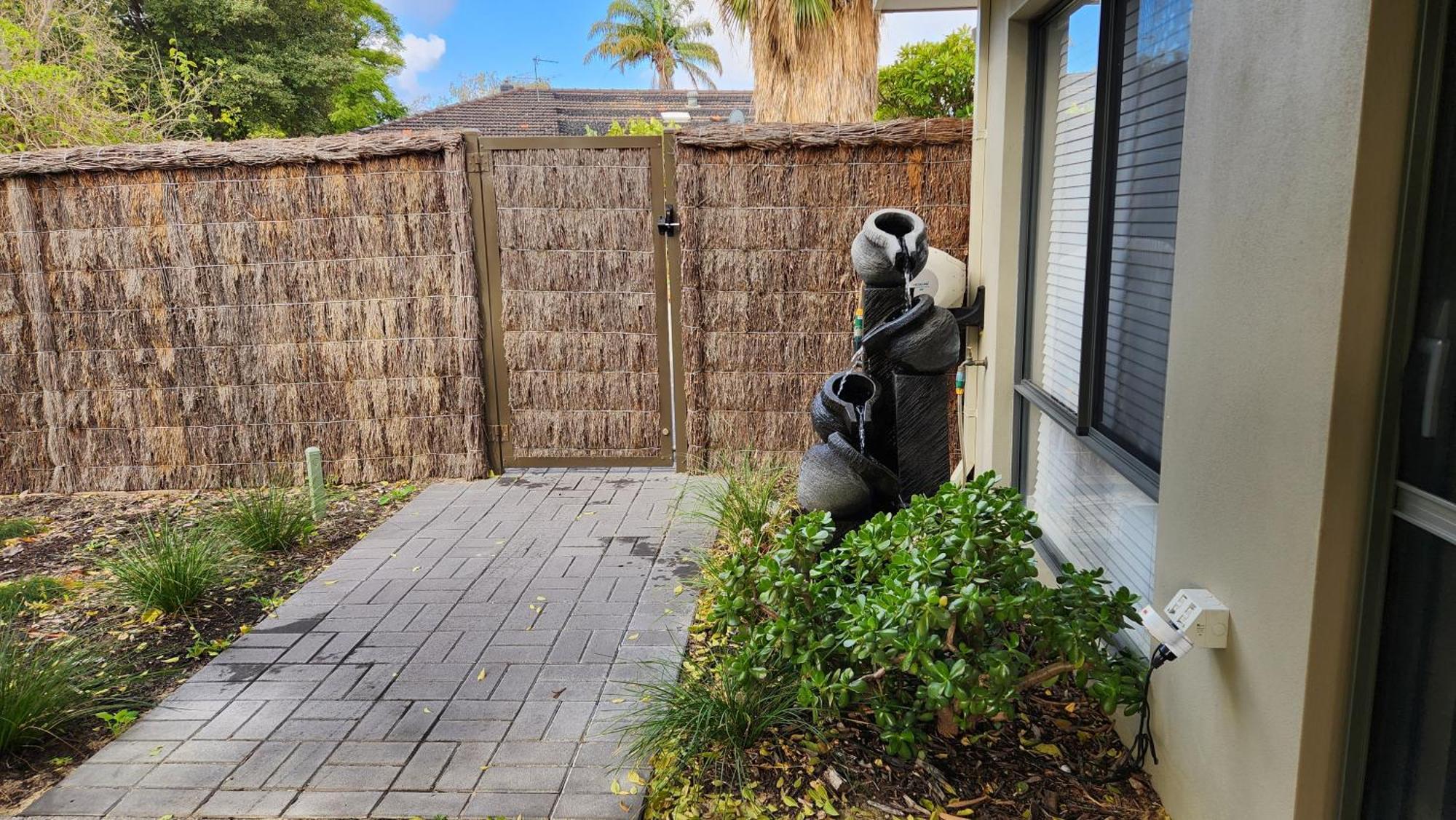 Tranquil Gumnut Cottage - Close To Airport เพิร์ท ภายนอก รูปภาพ